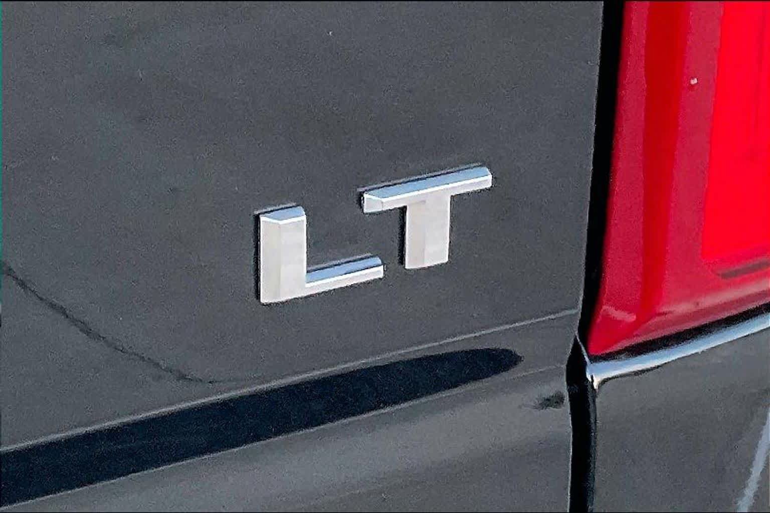 Used 2026 Chevrolet Silverado 3500 LT w/ Safety Package AWD/4WD image 11