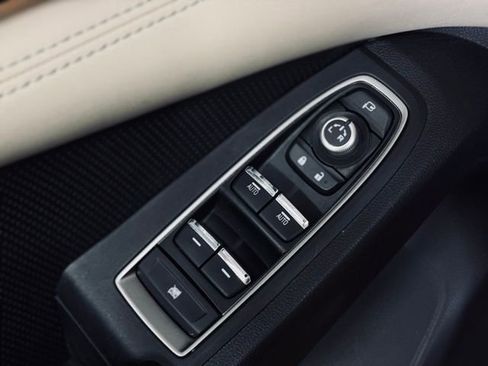 Used 2022 Subaru Ascent Touring image 18