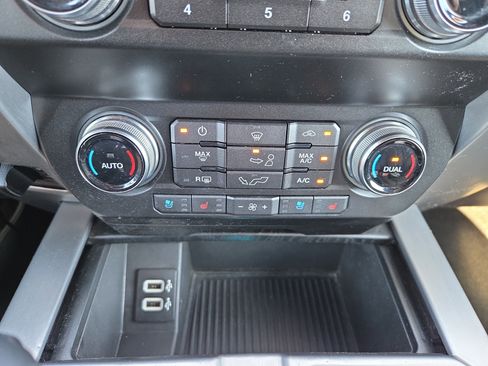 Used 2019 Ford F150 Platinum image 16