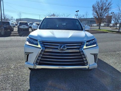 Used 2019 Lexus LX 570 4WD image 8