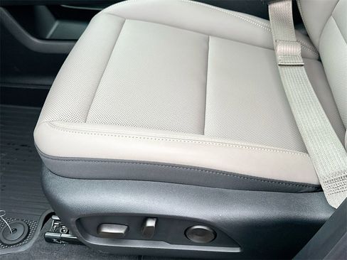 New 2026 GMC Terrain Elevation w/ Elevation Premium Package image 9