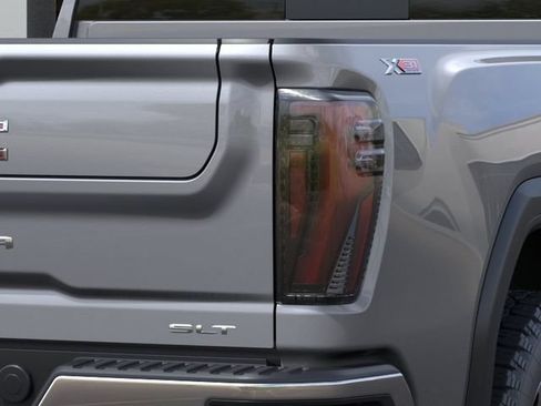 New 2026 GMC Sierra 2500 SLT w/ SLT Premium Package AWD/4WD image 11