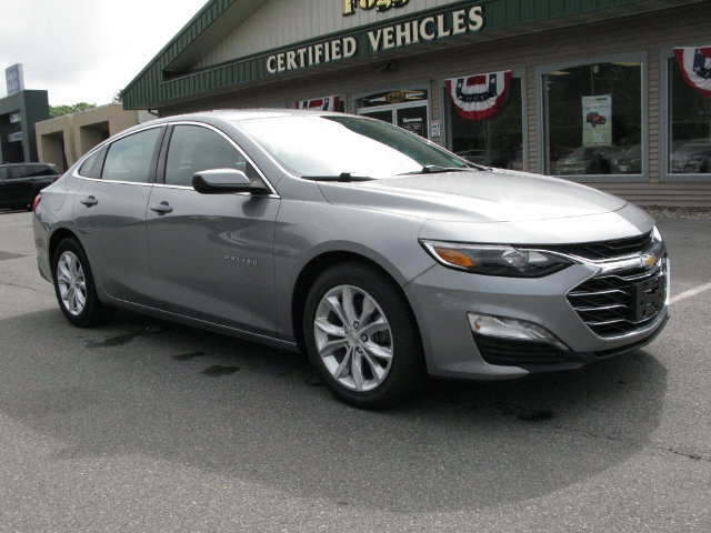 Used 2024 Chevrolet Malibu LT FWD image 2