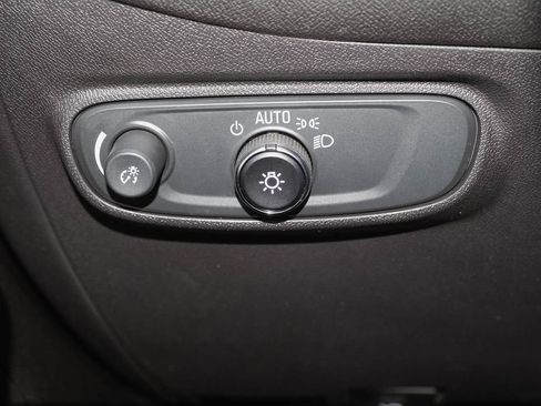 Certified 2024 Chevrolet Equinox LS FWD image 26