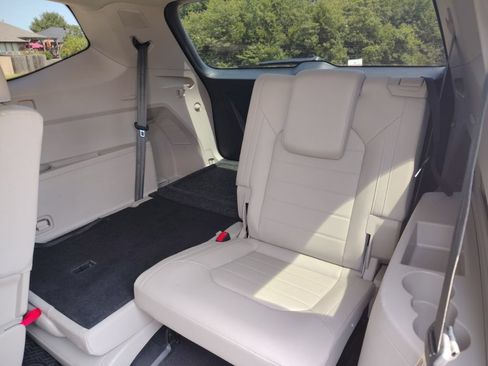 Used 2021 Volkswagen Atlas SEL Premium AWD/4WD image 26