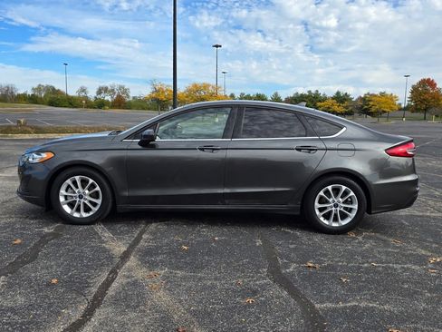 Used 2020 Ford Fusion SE image 42