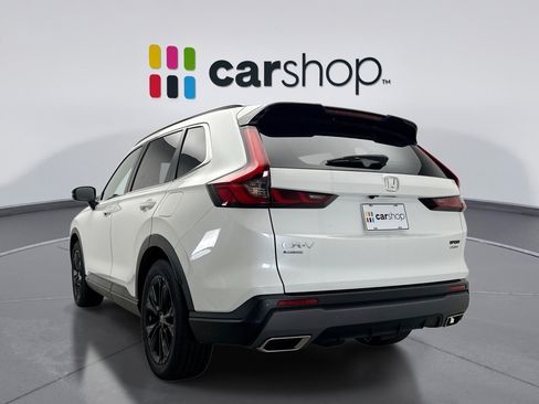 Used 2023 Honda CR-V Sport Touring image 3