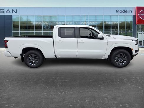 New 2026 Nissan Frontier SV image 4