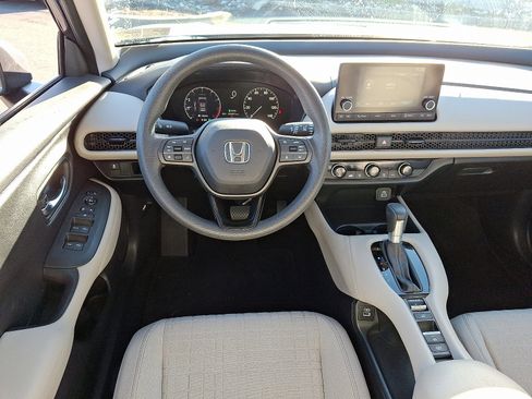 Certified 2023 Honda HR-V LX image 11