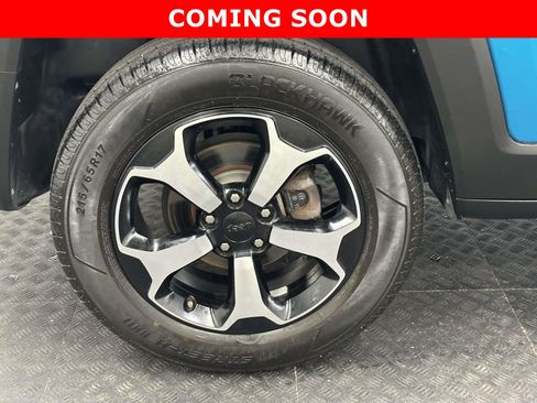 Certified 2021 Jeep Renegade Trailhawk AWD/4WD image 8
