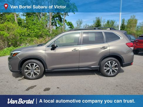 Used 2019 Subaru Forester Limited AWD/4WD image 2
