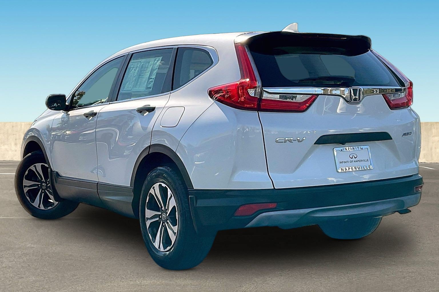 Used 2017 Honda CR-V LX image 4