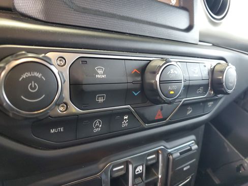 Used 2020 Jeep Wrangler Unlimited Sport S AWD/4WD image 28