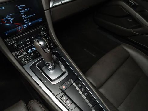 Certified 2021 Porsche 718 Cayman S RWD image 25