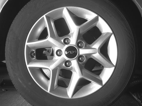 Used 2025 Kia Soul LX w/ LX Technology Package image 15