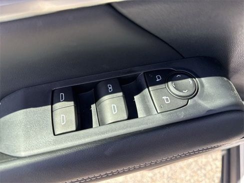 New 2026 GMC Terrain Elevation w/ LPO, Floor Liner Package image 23