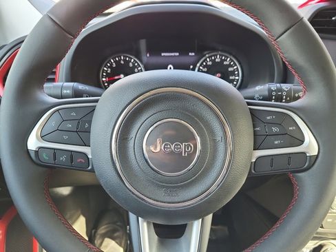 Certified 2023 Jeep Renegade Trailhawk image 23