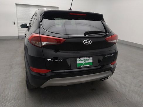 Used 2017 Hyundai Tucson Sport image 6