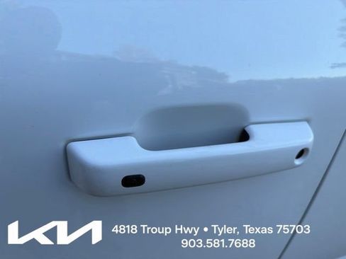 Used 2023 Ford F250 Lariat w/ FX4 Off-Road Package AWD/4WD image 7