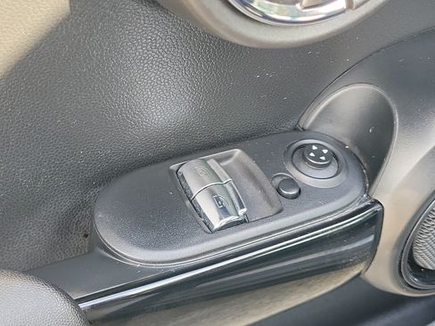 Used 2019 MINI Cooper 2-Door Hardtop FWD image 22