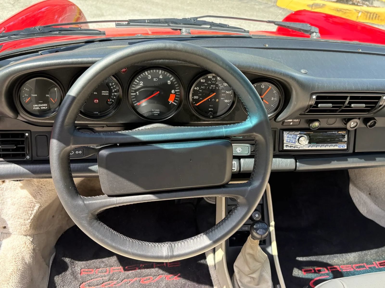 Used 1988 Porsche 911 Carrera RWD image 17