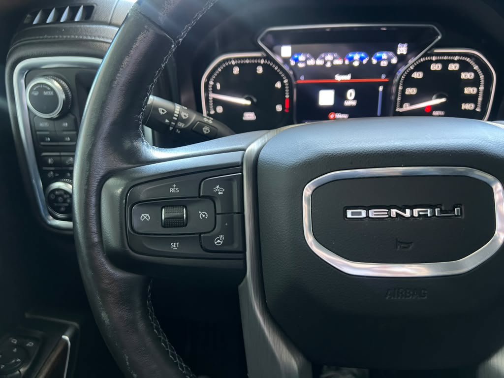 Used 2022 GMC Sierra 2500 Denali w/ Denali Black Diamond Edition AWD/4WD image 19