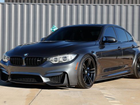 Used 2015 BMW M3 image 4