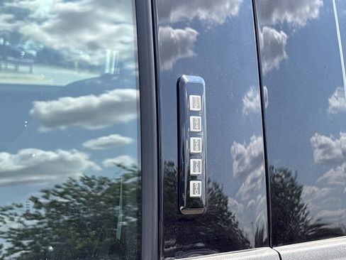 Used 2026 Ford F250 Lariat w/ Black Appearance Package AWD/4WD image 18
