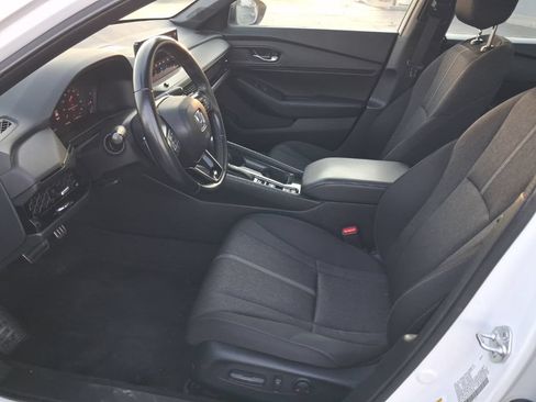 Used 2023 Honda Accord Sport image 8