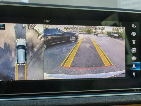 Used 2021 Mercedes-Benz GLE 350 image 34