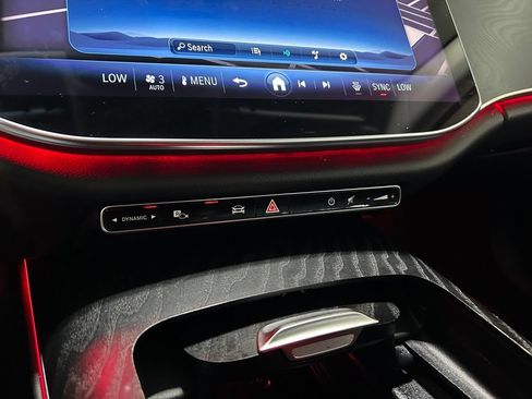Used 2025 Mercedes-Benz E 350 Sedan w/ Winter Package image 27