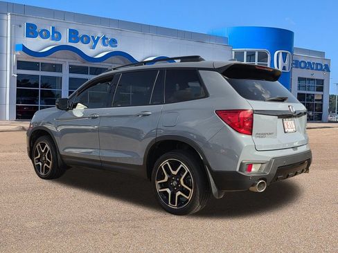 Used 2023 Honda Passport Elite image 6