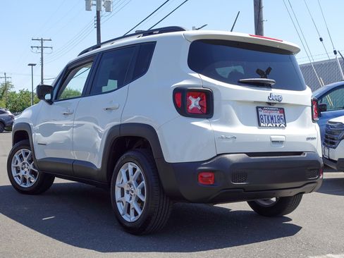 Used 2020 Jeep Renegade Sport w/ Sport Appearance Group AWD/4WD image 8