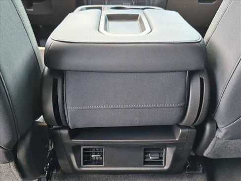 Used 2019 Chevrolet Silverado 1500 Custom w/ Custom Value Package RWD image 16