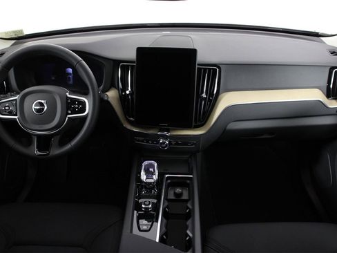 New 2026 Volvo XC60 B5 Core image 5
