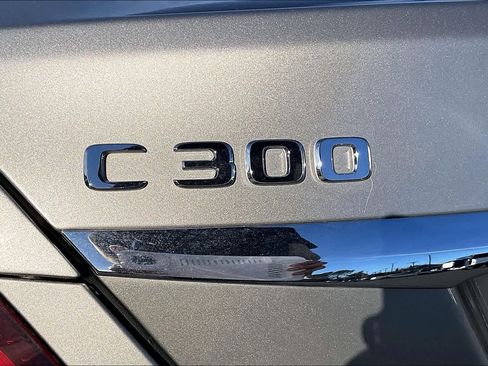 Used 2019 Mercedes-Benz C 300 Sedan image 11