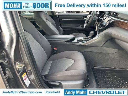 Used 2018 Toyota Camry LE image 30