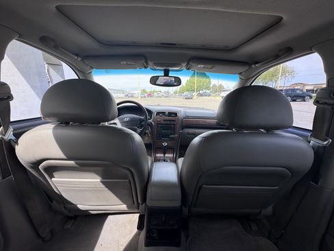 Used 2005 Hyundai XG350 FWD image 33