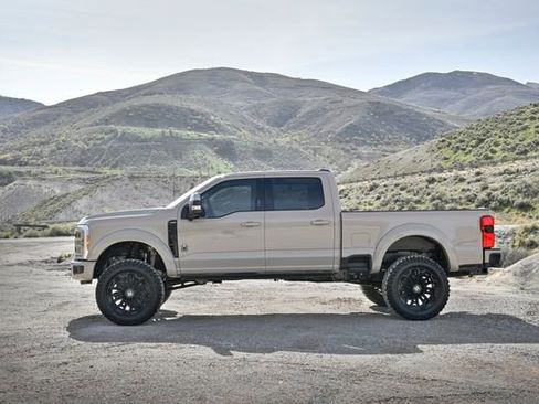 New 2026 Ford F250 Lariat w/ Black Appearance Package AWD/4WD image 3