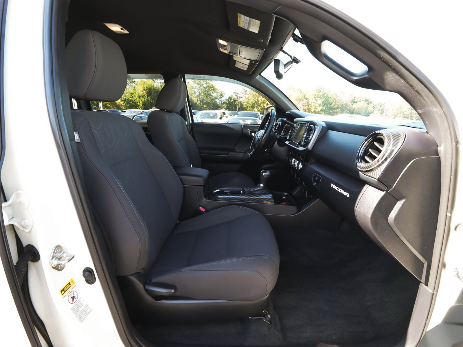 Used 2016 Toyota Tacoma TRD Sport w/ Towing Package AWD/4WD image 37