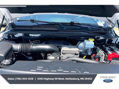 Used 2019 RAM 1500 Tradesman AWD/4WD image 8