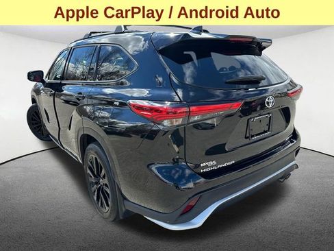 Used 2023 Toyota Highlander XSE image 8