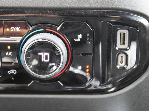 Used 2023 Chevrolet Silverado 1500 RST w/ Z71 Off-Road Package image 25