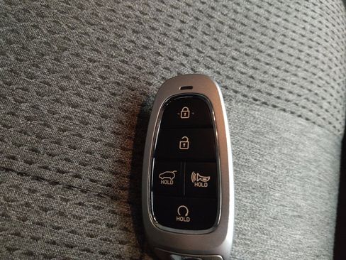 Used 2023 Hyundai Santa Fe SEL AWD/4WD image 32