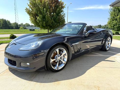 Used 2013 Chevrolet Corvette Grand Sport w/ 3LT Preferred Equipment Group RWD image 4
