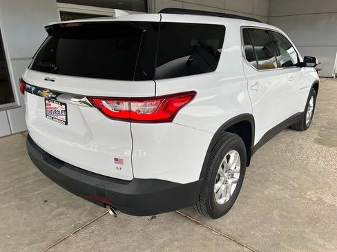 Used 2020 Chevrolet Traverse LT image 7