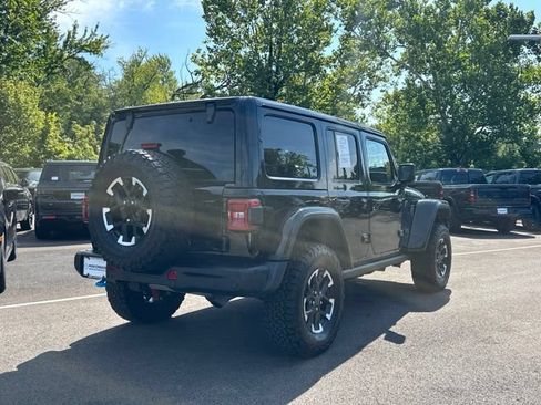 Used 2024 Jeep Wrangler Unlimited Rubicon 4xe AWD/4WD image 16