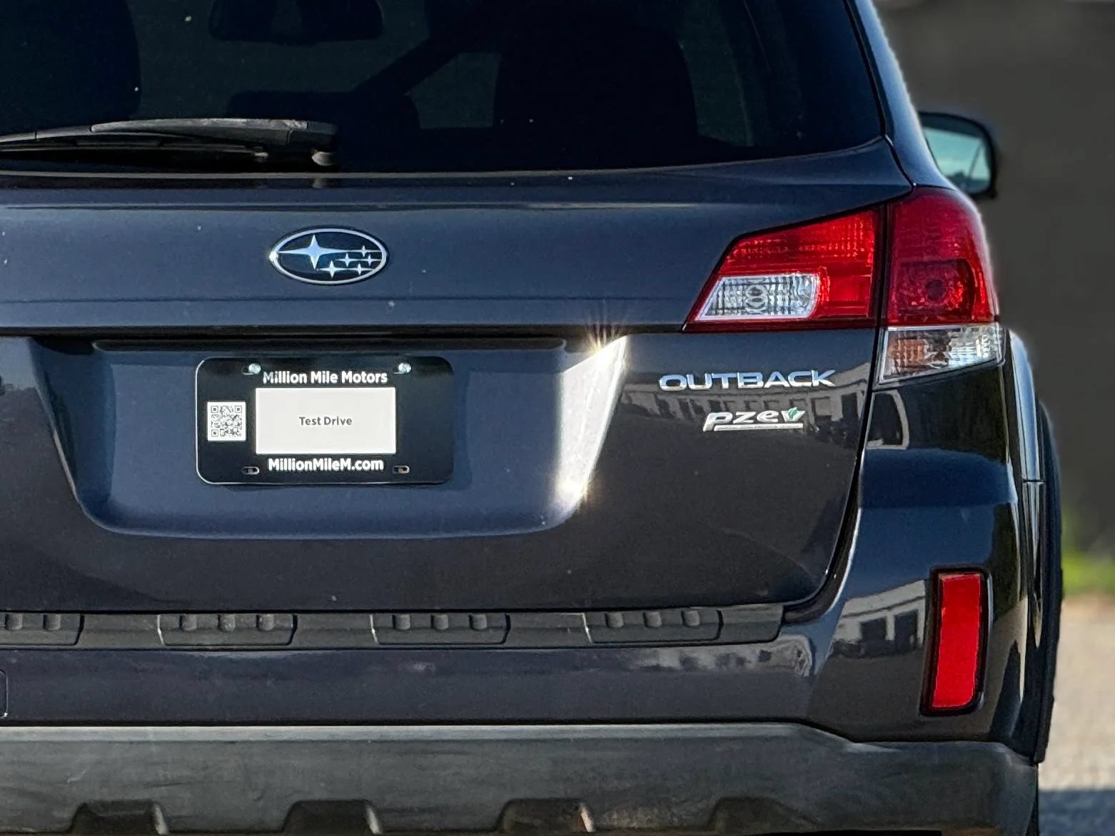 Used 2013 Subaru Outback 2.5i Premium AWD/4WD image 14
