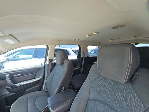 Used 2016 GMC Acadia SLE FWD image 20