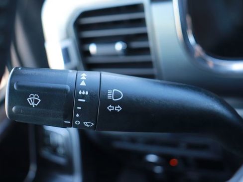 Used 2023 Ford F150 Lariat image 23